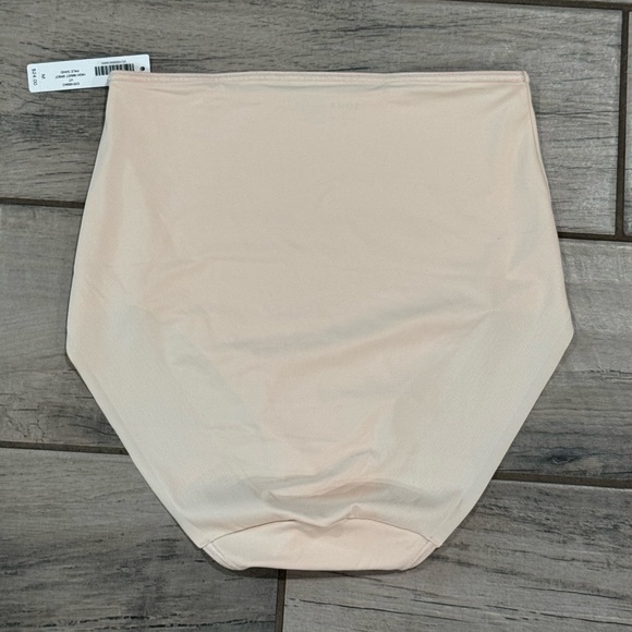 SOMA| VANISHING TUMMY|High-Waist Brief Panty with Lace-Medium-4 pairs(LOT) - Picture 6 of 10